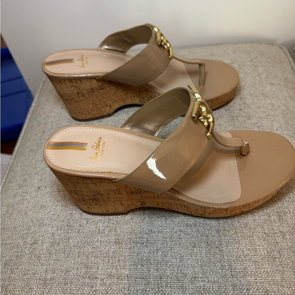 Brand New Sam Edelman Yardlie Patent Cork Wedge Sandals in Almond Patent - 7.5B - Picture 7 of 9